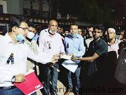 চকবাজারের অগ্নিকান্ডে নিহতদের স্বজনদের হাতে সহায়তার চেক প্রদান