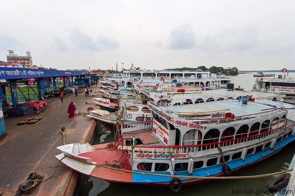 অভ্যন্তরীণ রুটে লঞ্চ চলাচল বন্ধ বরিশালের